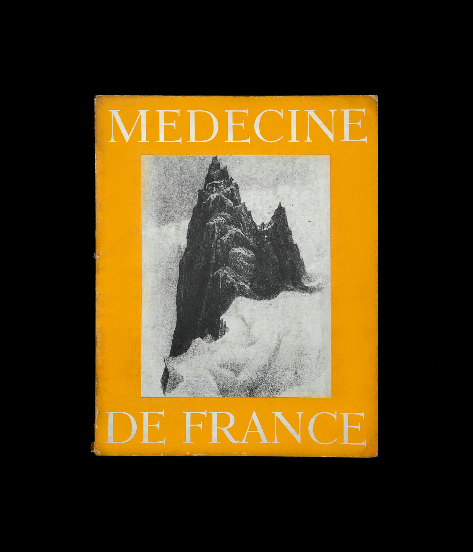 © Lihuel González - To listen to this audio book click on this link : https://archive.org/details/False_friends/medicine+france.mp3
