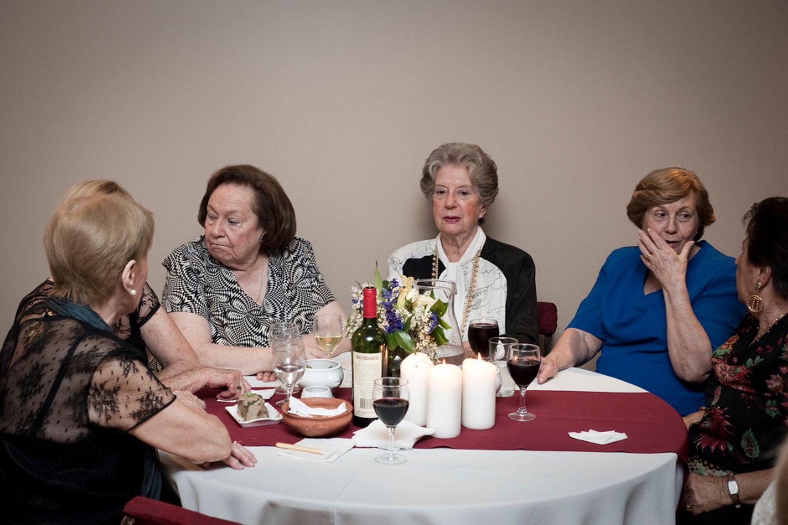 © Cooperativa Sub - Guests at Silvina's mother's birthday party.