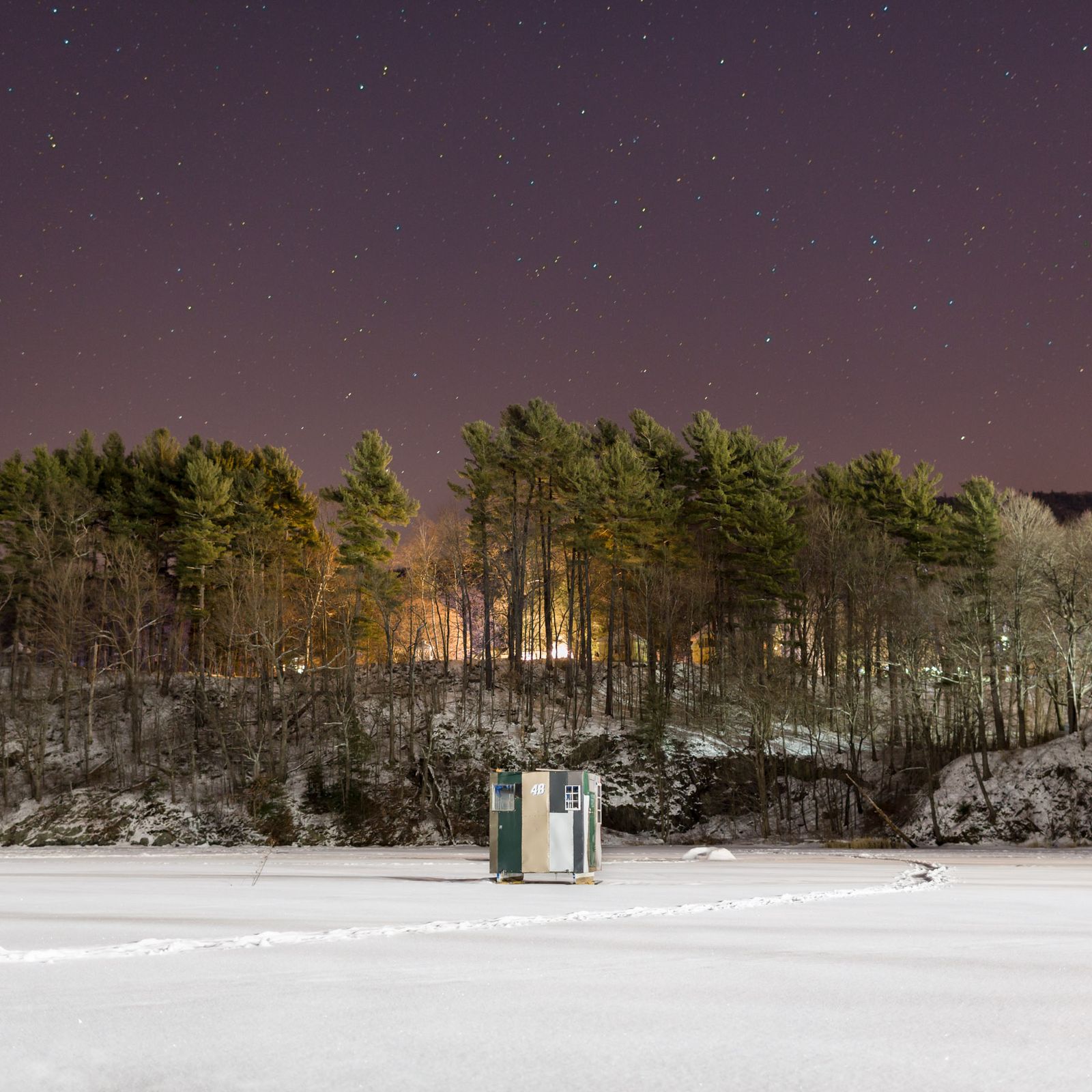 © Federico Pardo - Image from the Ice shanties photography project