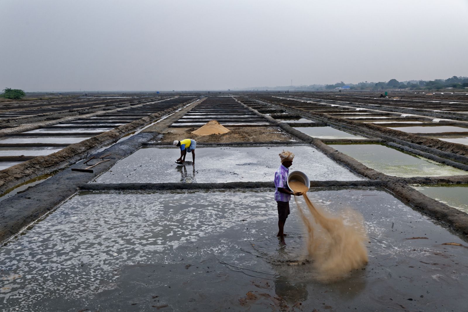 © Ed Kashi Tom Laffay - Image from the Hidden under an indian sun photography project