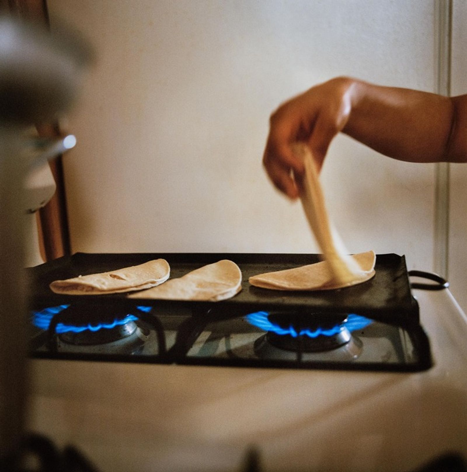 © Ruth Prieto - Juanita prepares some quesadillas for lunch.