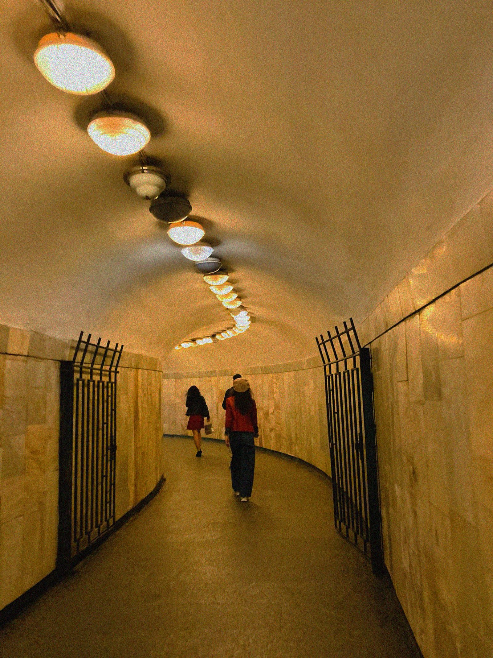 © Aksel Beril Hasbay - the tunnel