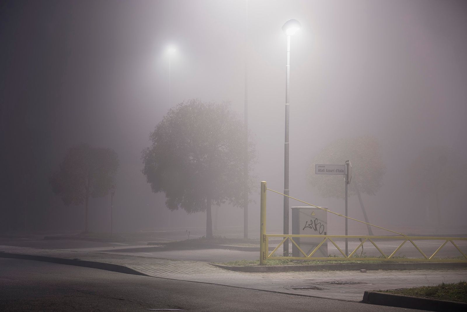 © Gianluca Attoli - Image from the Suburban Base photography project