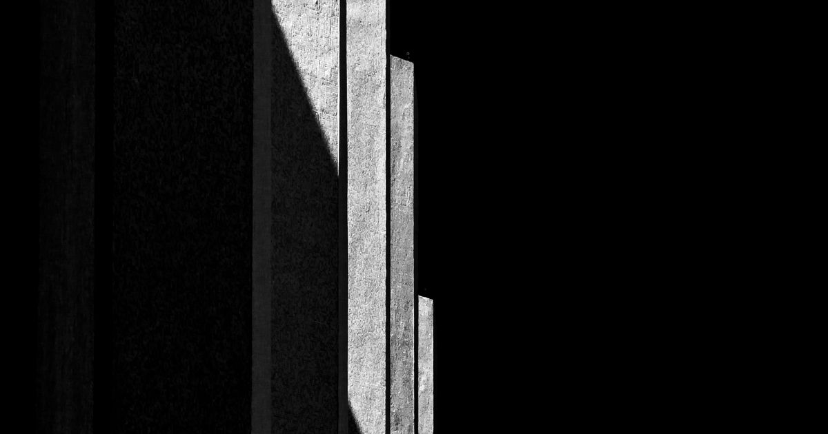Lines of Shadow - PhMuseum