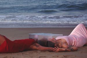 I Reflect You, Reflecting Me