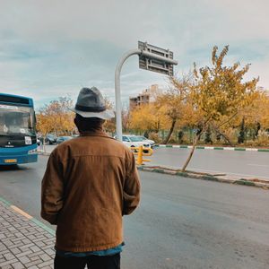 Man-Bus-Hat