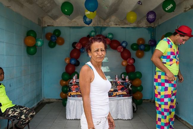 © Lisette Poole Gonzalez, from the series La Paloma y la Ley