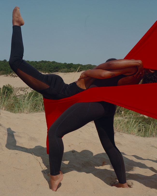 © Rhianydd Hylton - Image from the Connectivity in Flux photography project
