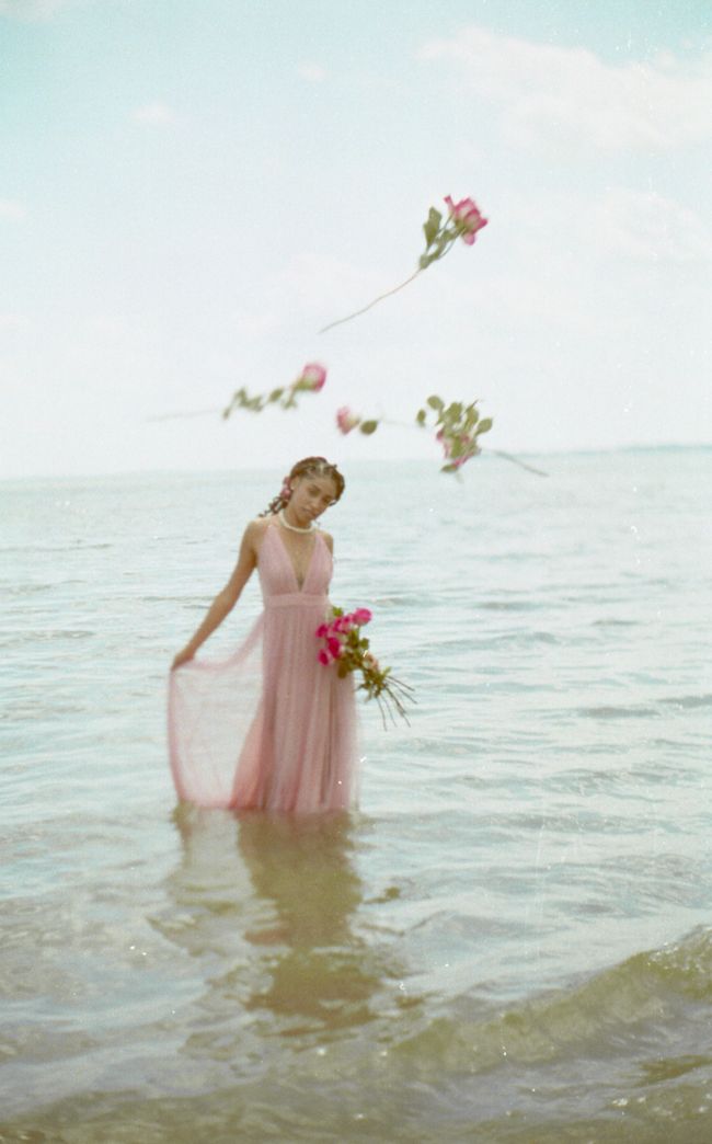 © Emma Parla-Aziz - Aphroditē, as modeled by Shay