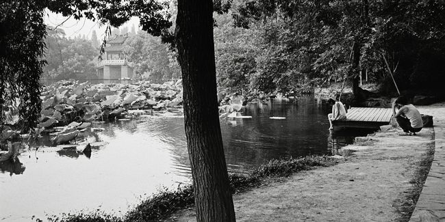 © Elizabeth Heyert, from the book, The Outsider