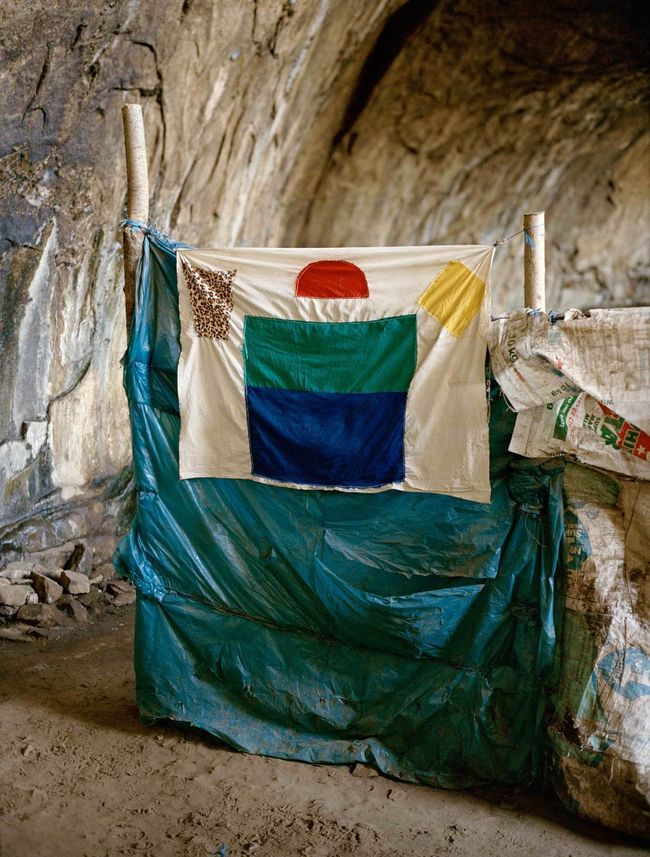 © André Viking, from the series Kekulé's Dream