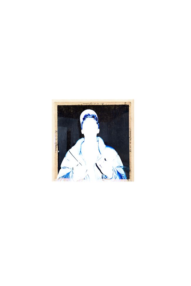 © Georgina Guexpal - Image from the WE'RE JUST STRANGERS photography project