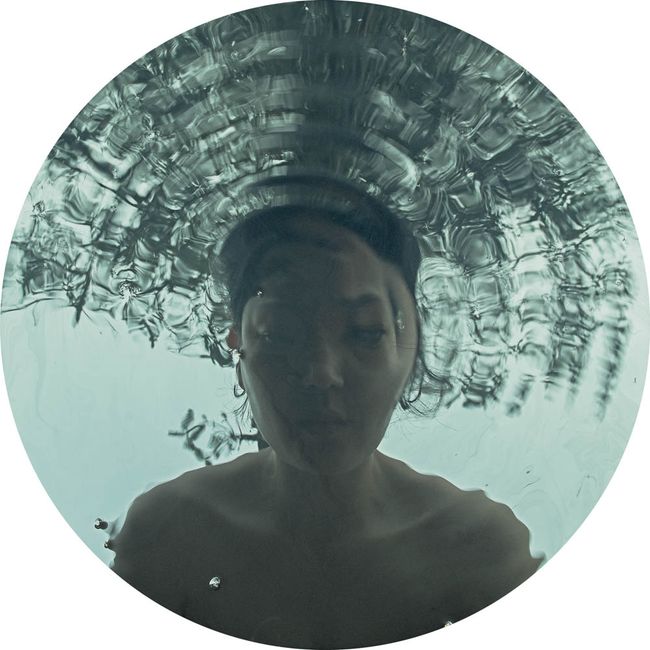 © SEULKI Ki - Primal Selfie 2 _6, 2024,UV print on mirror, 60 x 60cm,(15ea)