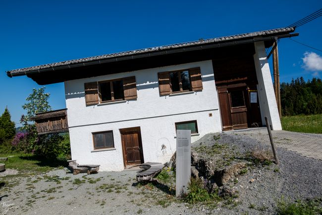 © Thomas Gutschi - Felbers schiefes Haus