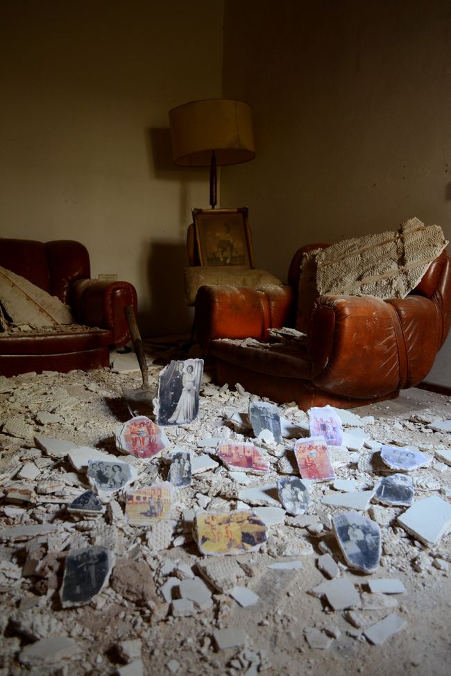 © Yasmin Natalia Pesce - Image from the Unfinished House photography project
