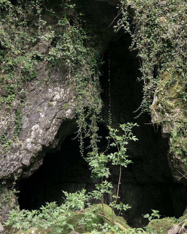 © Sofia Noce - Main entrance to the Pozzo Comune abyss, Carpineto Romano (RM).