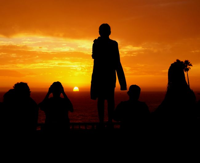 © Evi V. - One sunset, many feelings
