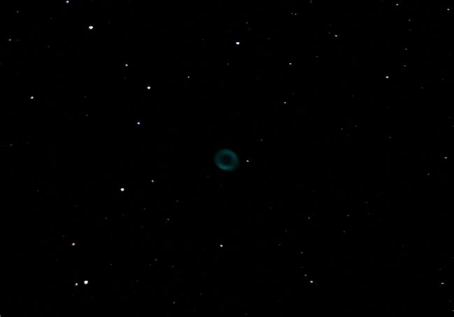 © Aslan Noorghasemi - Ring Nebula (M57), Canon EOS 350D, 2000mm, ISO 1600