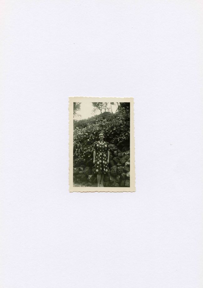 © Vanessa Lucrezia Francia - Image from the Le Jardin d'Iréne photography project