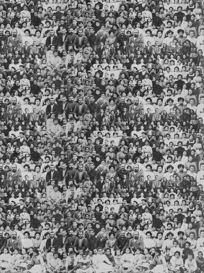 © Joel Jimenez - Textile patterrn #1. Group portrait of the people of the textile colony.