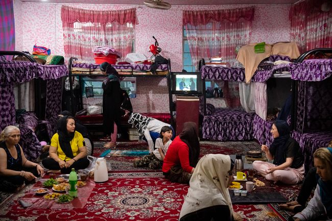 © Kiana Hayeri - Image from the They Killed Their Husbands. Now in Prison, They Feel Free. photography project