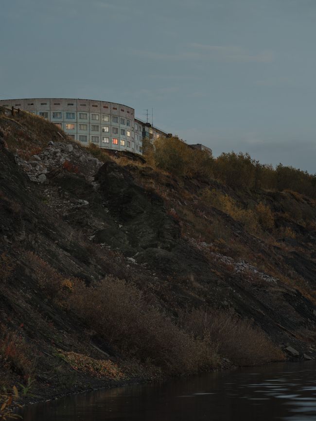 © Vladimir Seleznev - Residential panel house