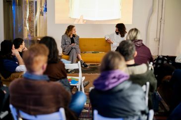 Presentazione del Libro Fotografico Abzgram - Karolina Wojtas